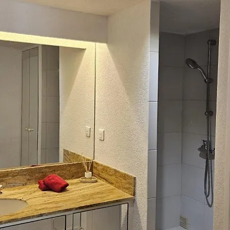 L'oeil Sur La Cité *